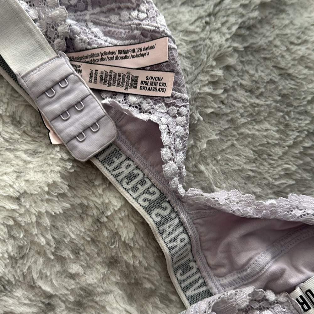 Victoria secret Bralettes - Picture 2 of 10
